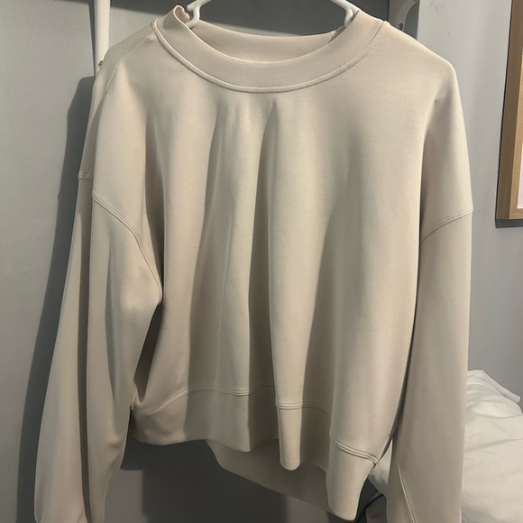 lululemon athletica Sweaters - Lululemon Athletica Cream Sweatshirt